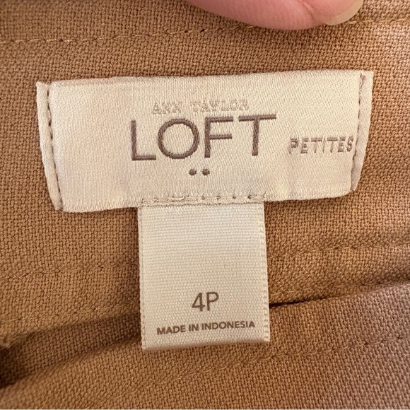 LOFT Ann Taylor 4P Petite Tan Button-Front Pencil Skirt Career Stretch Work - Picture 3 of 4